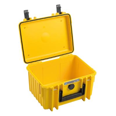 OUTDOOR case in yellow 250x175x155 mm with foam insert Volume: 6,6 L Model: 2000/Y/SI